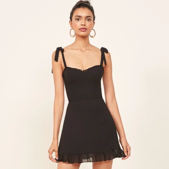 Reformation Dresses & Skirts - Reformation Christine Dress